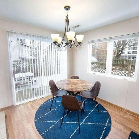 Tucked Away Off Brady - 4 Beds Apartment Milwaukee Luaran gambar