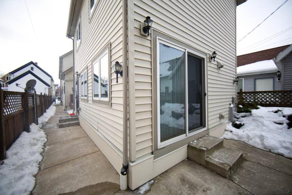 Tucked Away Off Brady - 4 Beds Apartment Milwaukee Luaran gambar